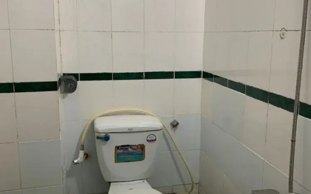 Oyo 830 Pp Backpackers Hostel
