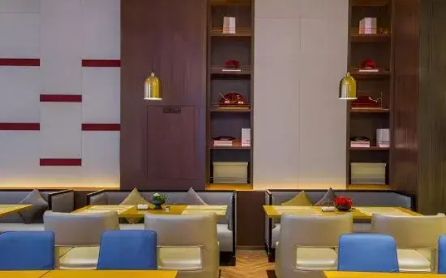 yicheng hotel