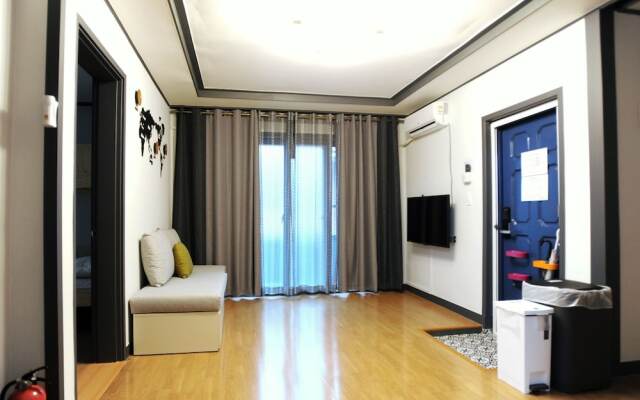 Отель Ur Seoul Home комната для гостей