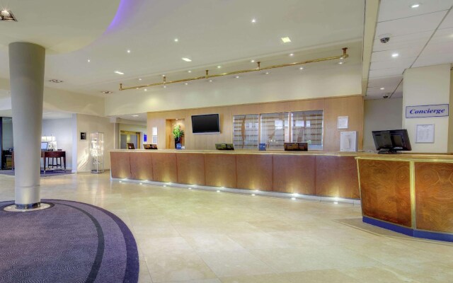 Отель Hilton Manchester Airport Манчестер интерьер отеля
