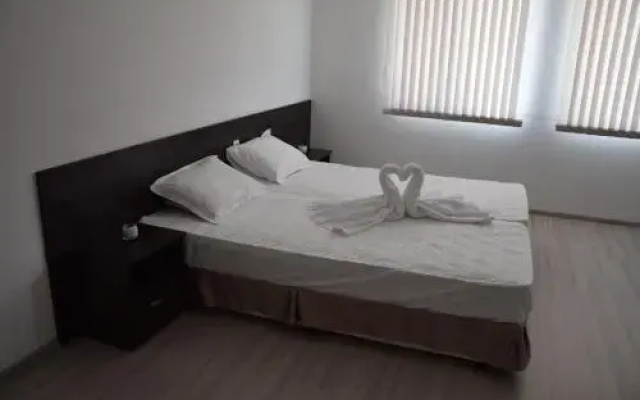 Rooms Lina