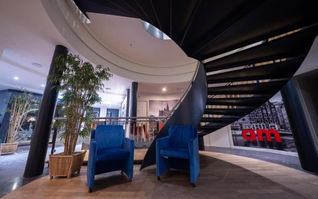 Ma Airport Hotel