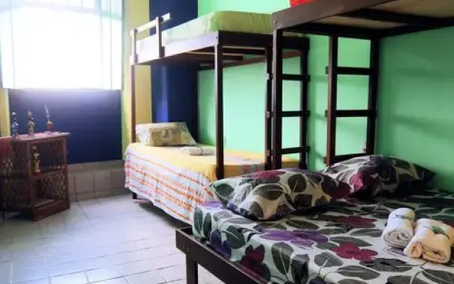 Hostel Cores Do Pelo