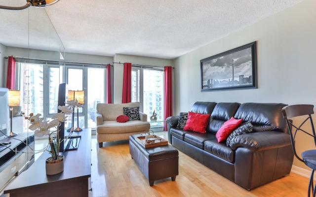 Downtown Studio in Dundas Square