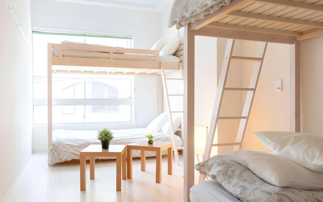 Casa Blanca Guesthouse - Hostel