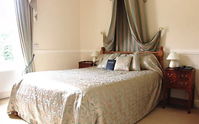Caistor Hall Hotel