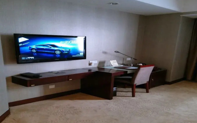 Glory Grand Hotel