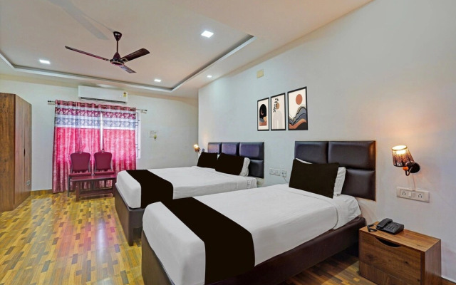 Deluxe Townhouse Arulmigu Devi Temple Chennai