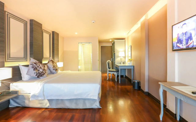 The Sathon Vimanda Hotel