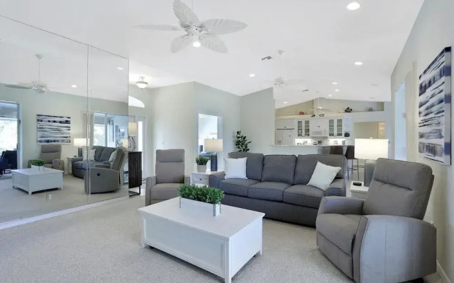 Shalimar Waterfront Pool Home