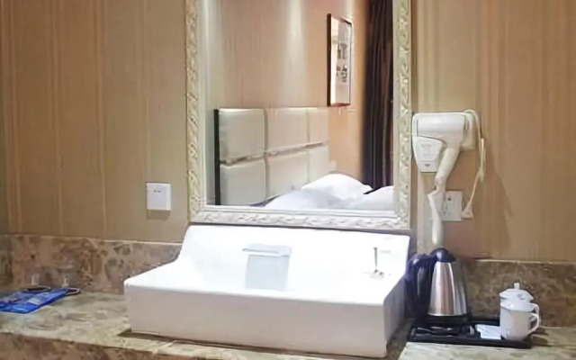 Role Hotel