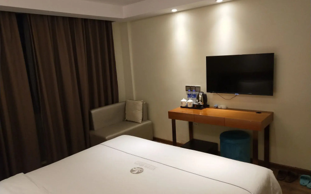 Insail Hotels Gongbei Port Zhuhai