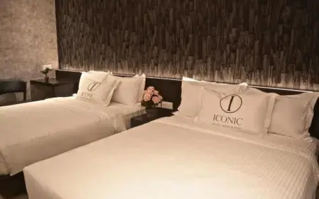 Iconic Suites & Pods Hotel