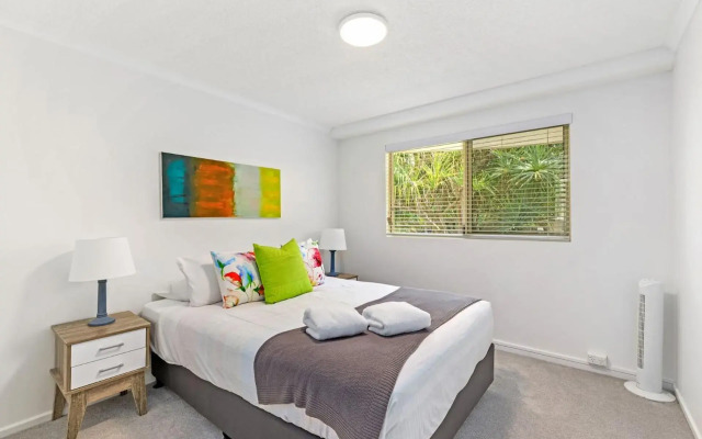 5 Pacific Outlook Ocean View Apartment in Sunshine Beach