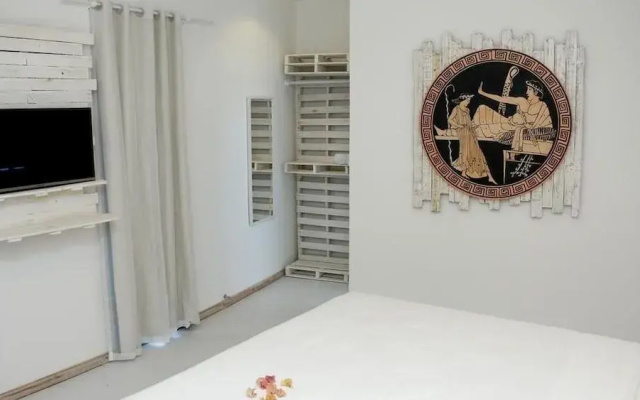 Il Mondo di Sofia - Adults Only