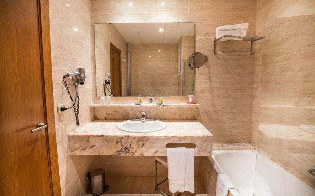 Hotel Hostalillo by Escampa Hotels