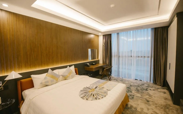 Songlam Waterfront Hotel - 藍江酒店