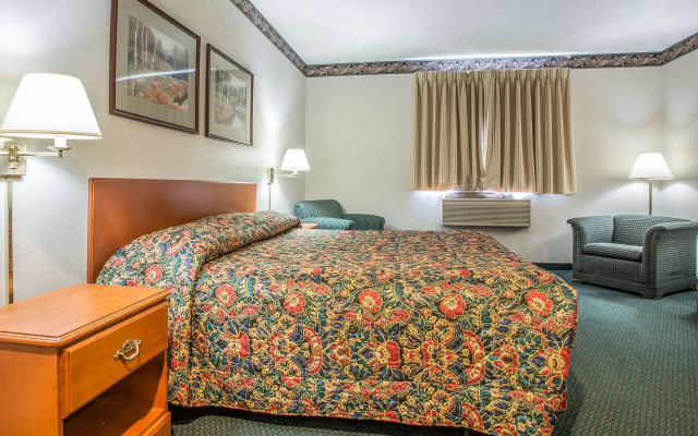 Rodeway Inn Bedford