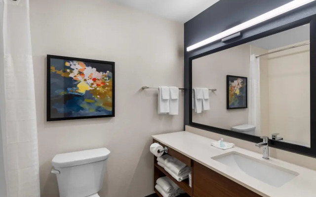 Everhome Suites Bastrop By Choice Hotels