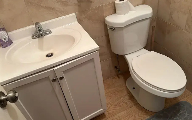 Travelers Long Stay wit Private Bathroom