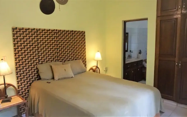 2 Bedroom 'Bird Watching Vacation' Villa