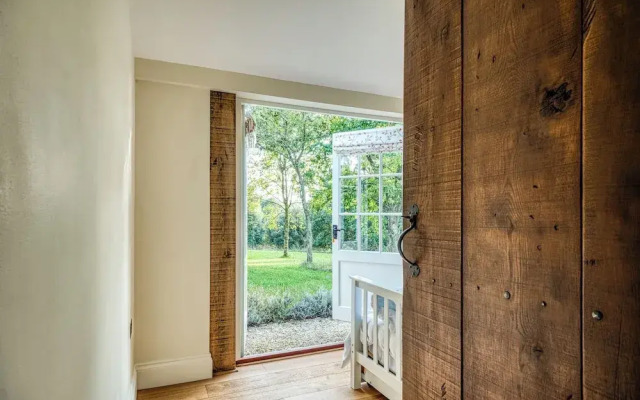 The Cider Barn - Gorgeous 2BD Near Bath