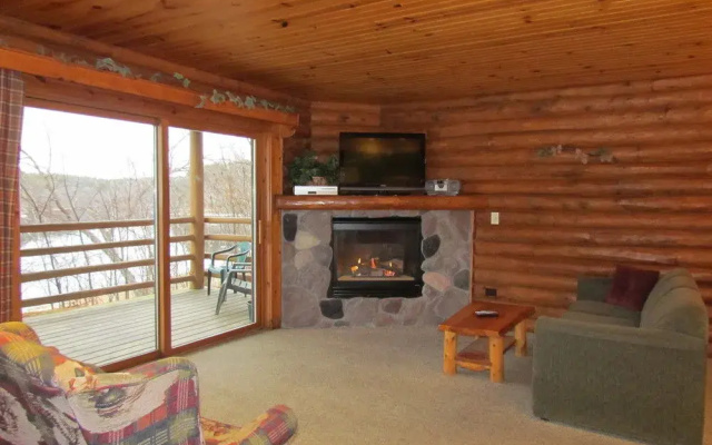 Cedar Lodge and Settlement