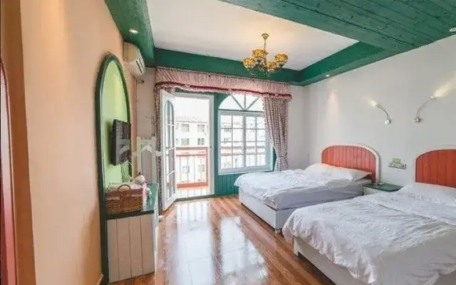 Mango Theme Hotel