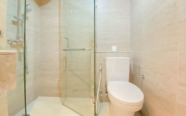 Modern And Homey 1Br (No Kitchen) Gold Coast Apartment
