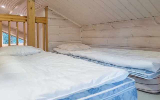 Holiday Home Teerenpesä