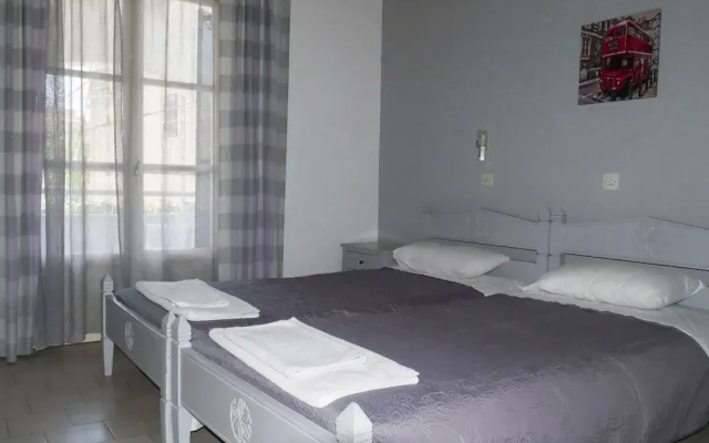 Ammos Apartments