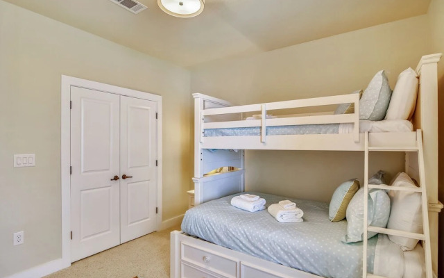 Pointe West 301-beachfront Views