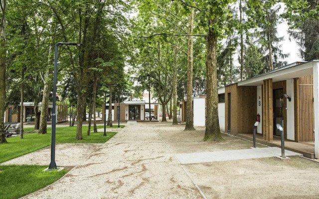 Aqua Camp Mobilházak - Thermál Kemping Tiszakécske