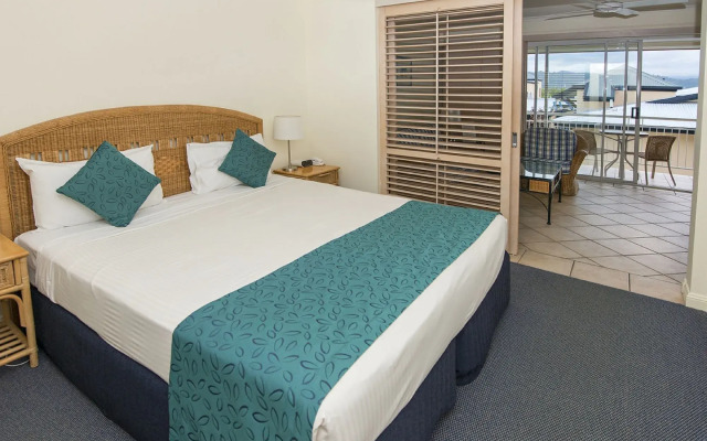 Macrossan House Boutique Holiday Apartments