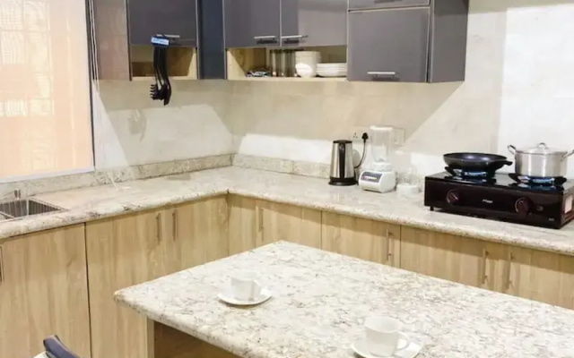 Merryway Apartment