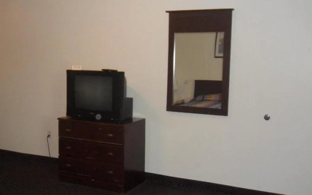 Deluxe Inn Palacios