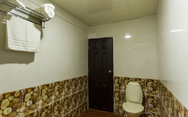 OYO 16070 Home Decent Studio Anjuna