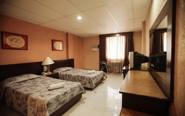 New Crown Hotel