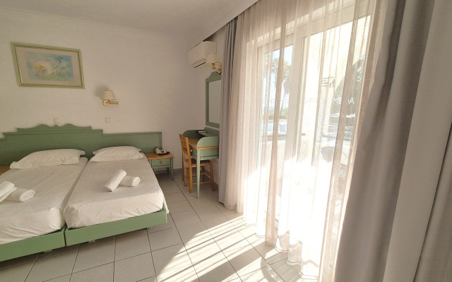Andromeda Hotel Apartments