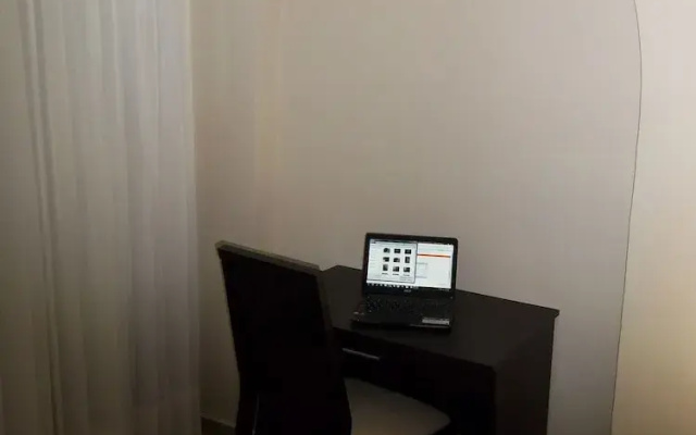 Hotel Golden House