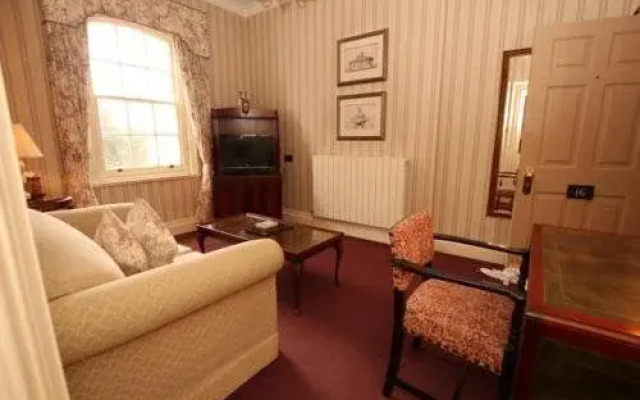The Shelleys Hotel