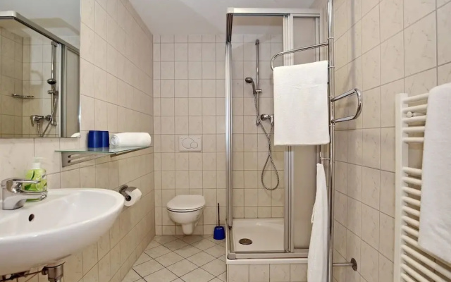 Homely Apartment in Kühlungsborn near Sea Beach