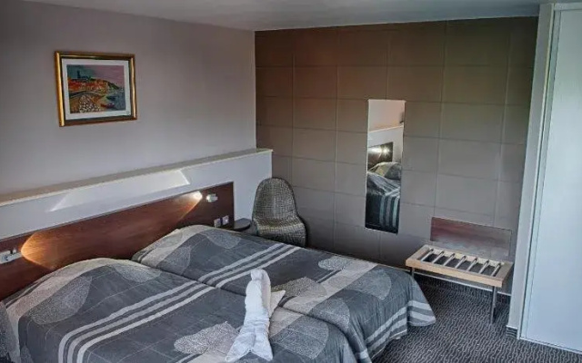 Logis Hôtel Le Bellevue