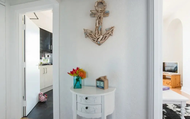 Ar Lan y Mor Seaside Apartment