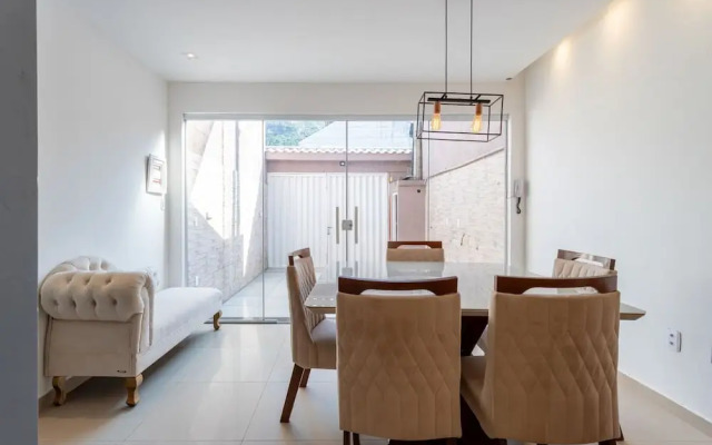 Casa Climatizada com Hidromassagem em Jacarepagu