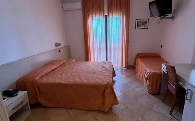 Athena Palace Hotel