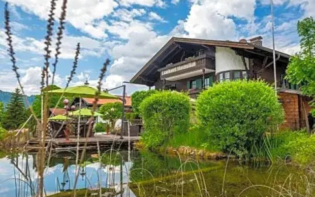 Das Maximilian by stayFritz - DZ Sonnblick mit Frühstück, Sauna & Schwimmteich