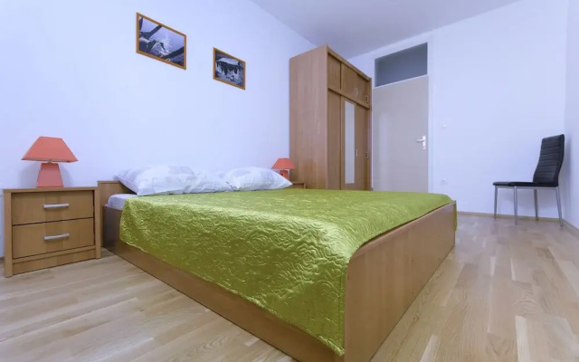 Apartment West