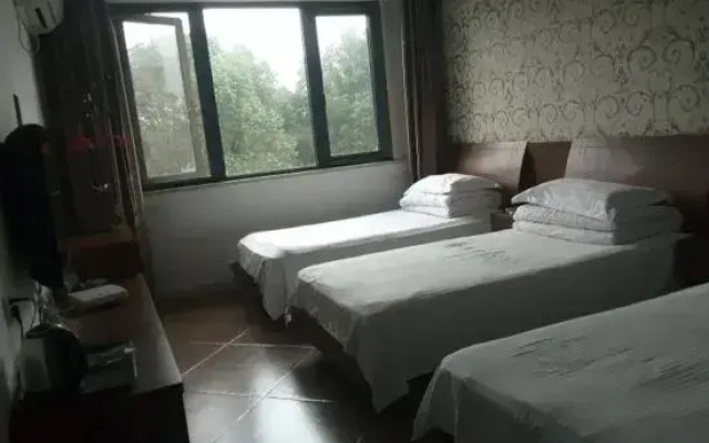 Shenzhou Hotel