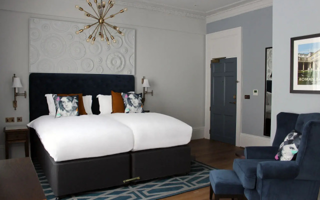 Pratts Hotel